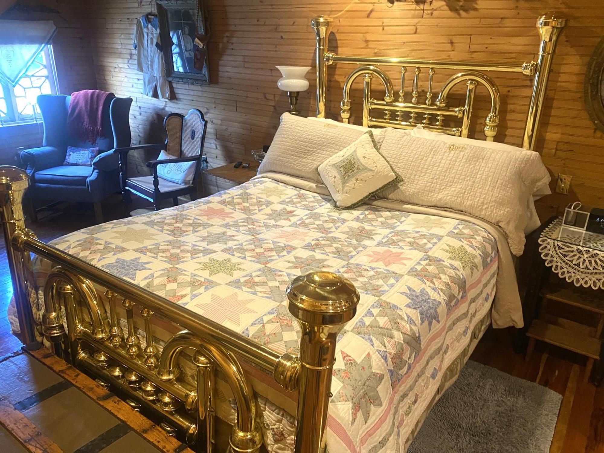 The Queen, A Victorian Bed & Breakfast Bellefonte Exterior foto