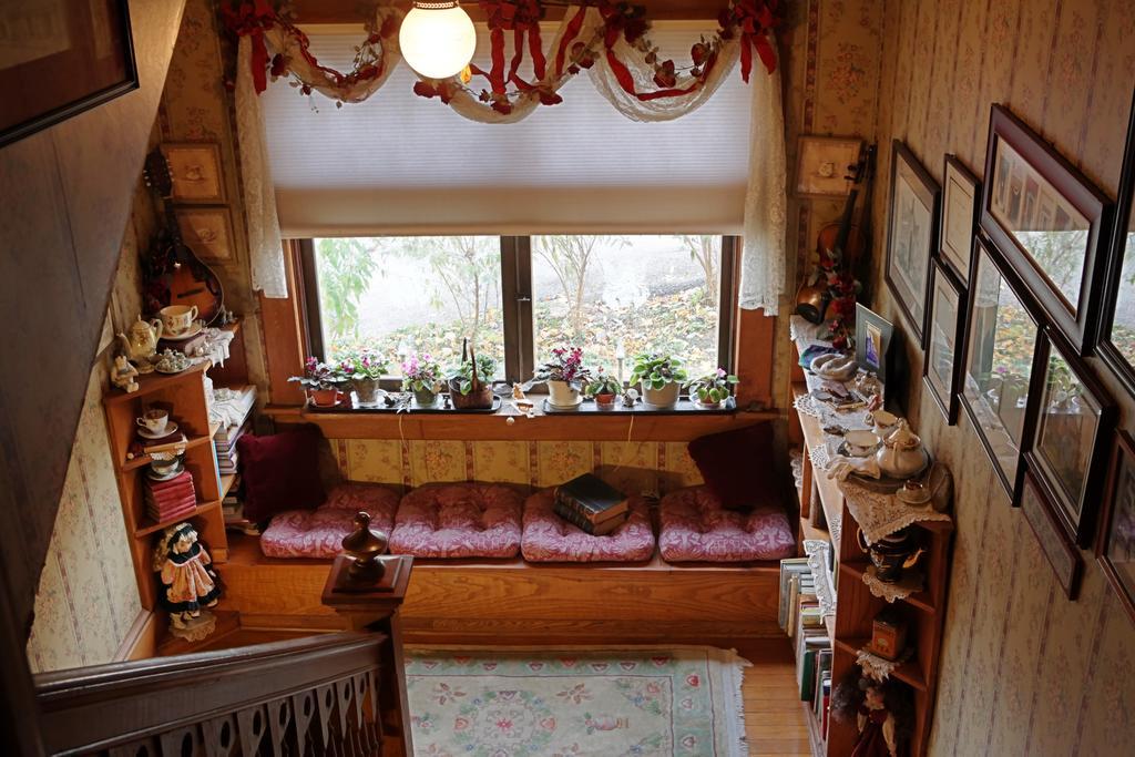 The Queen, A Victorian Bed & Breakfast Bellefonte Exterior foto