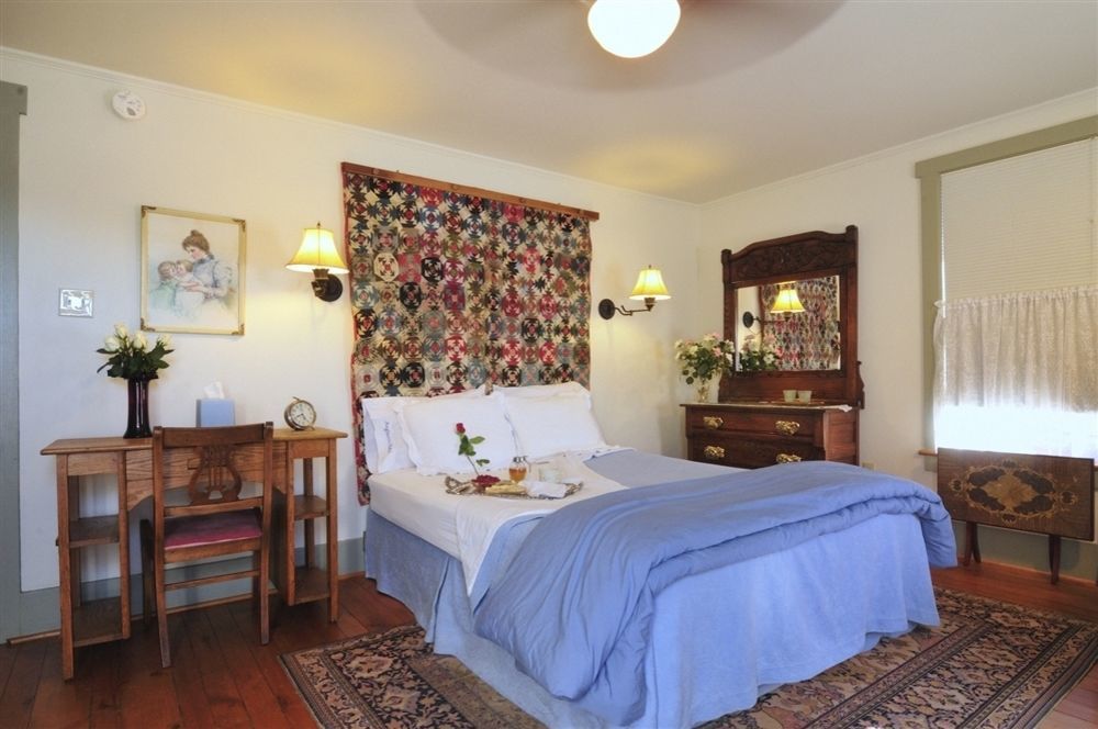 The Queen, A Victorian Bed & Breakfast Bellefonte Exterior foto